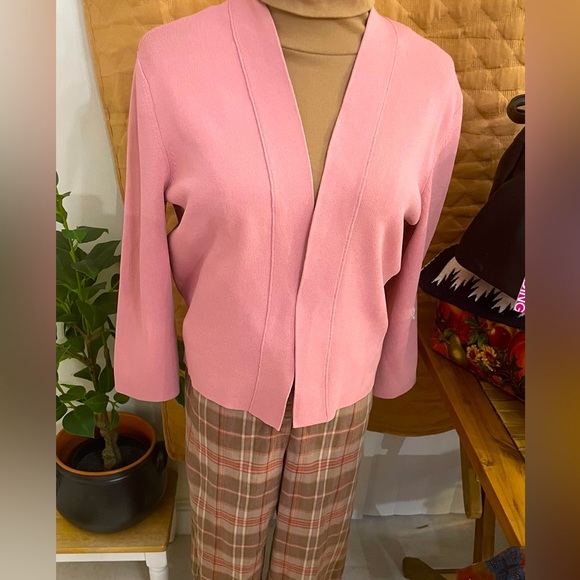 🌺 Pink SWEATER - Picture 2 of 10